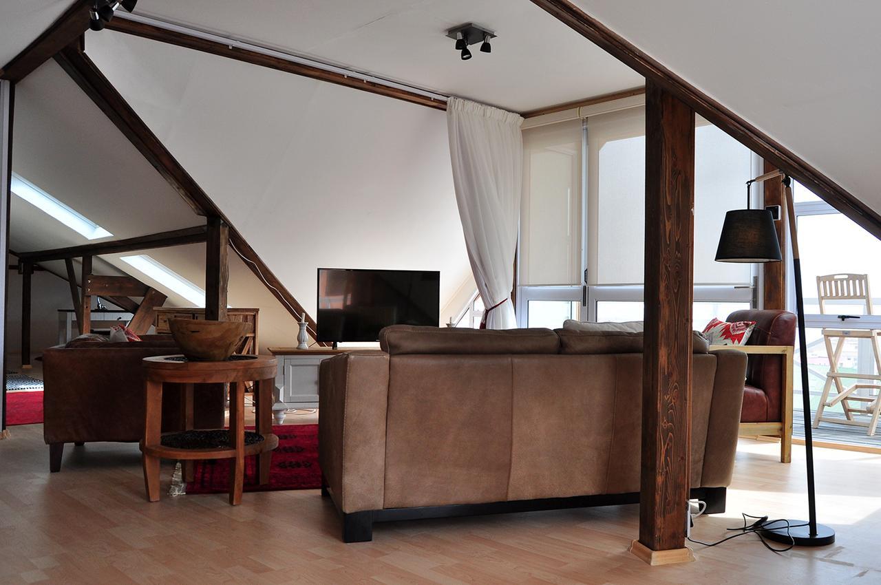 Alte Villa Boutique Hotel Lüderitz Exteriör bild