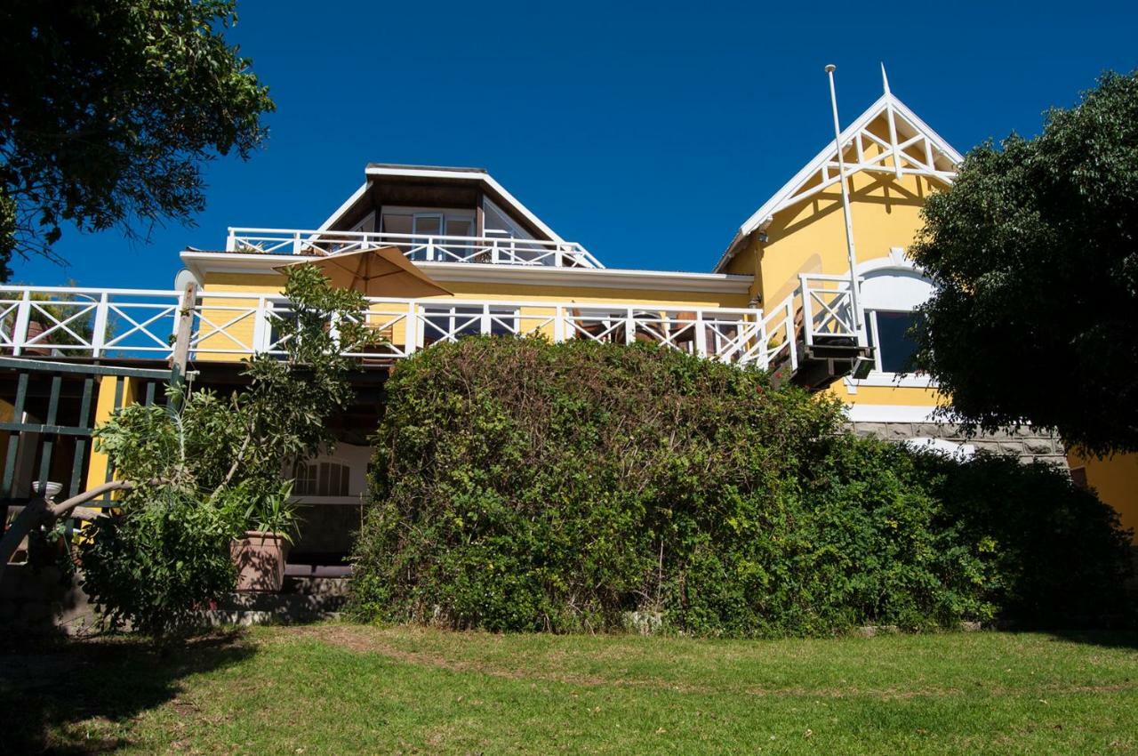 Alte Villa Boutique Hotel Lüderitz Exteriör bild